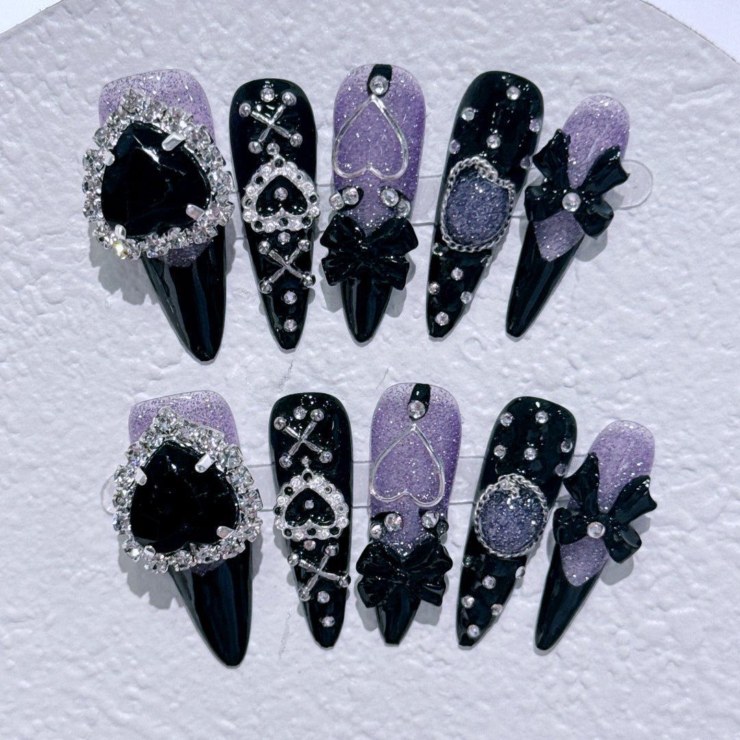 Decorative Gothic Press-On Nail Art Set