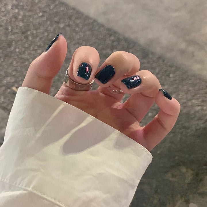 Glossy Press-On Nail Set