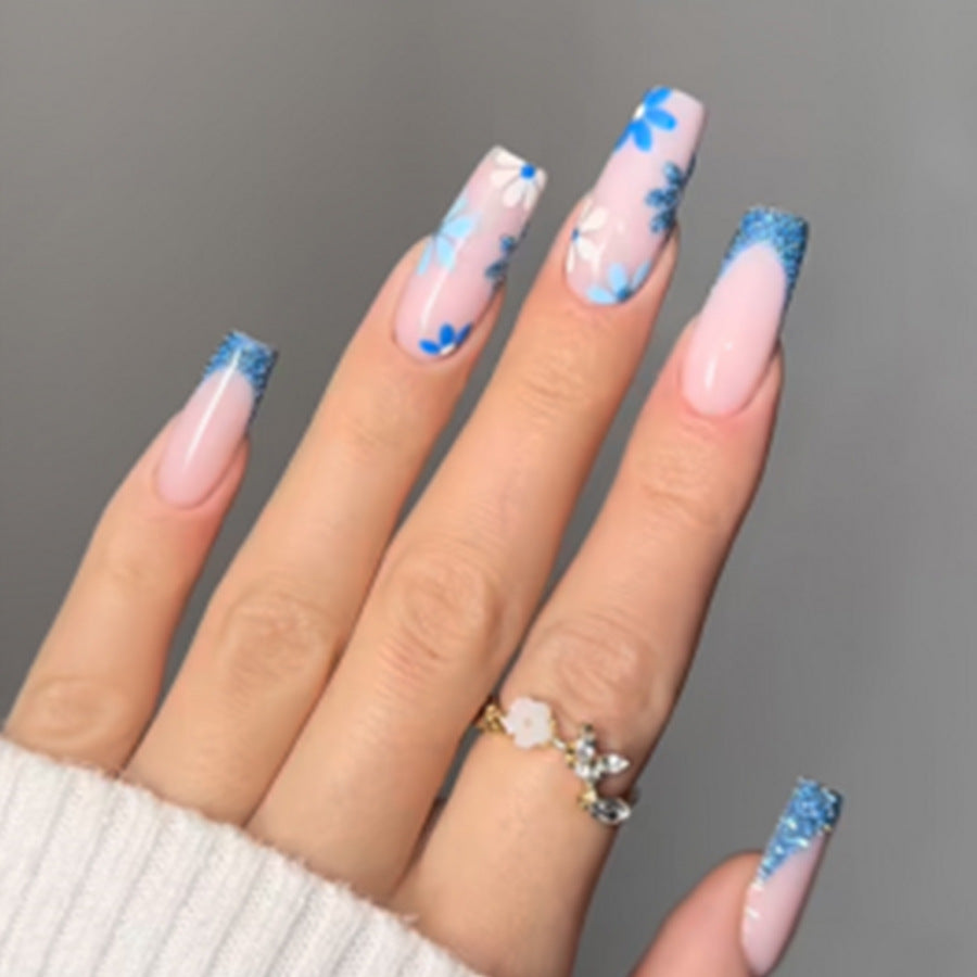 Glamorous Artistic Press-On Nails Kalsten