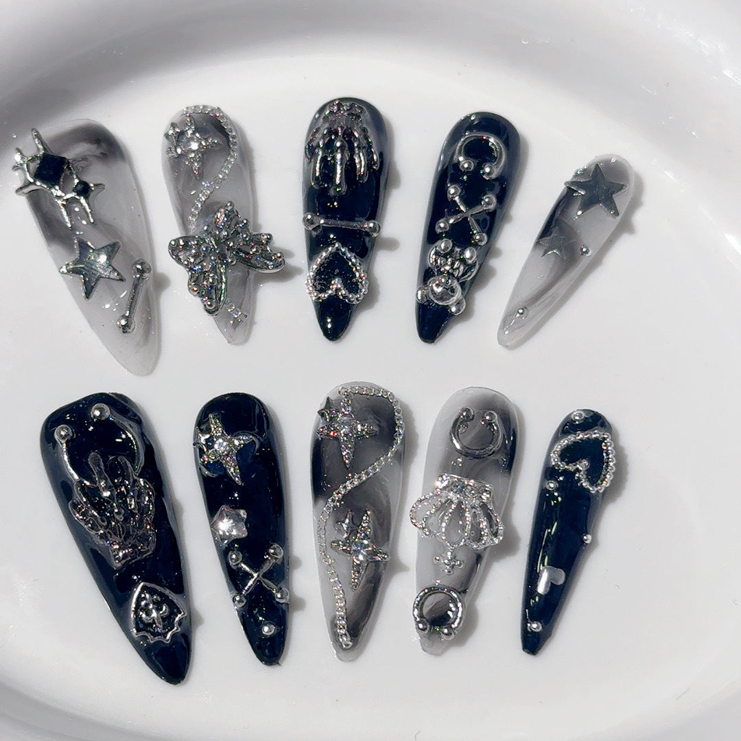 Glamorous Nail Art Extensions
