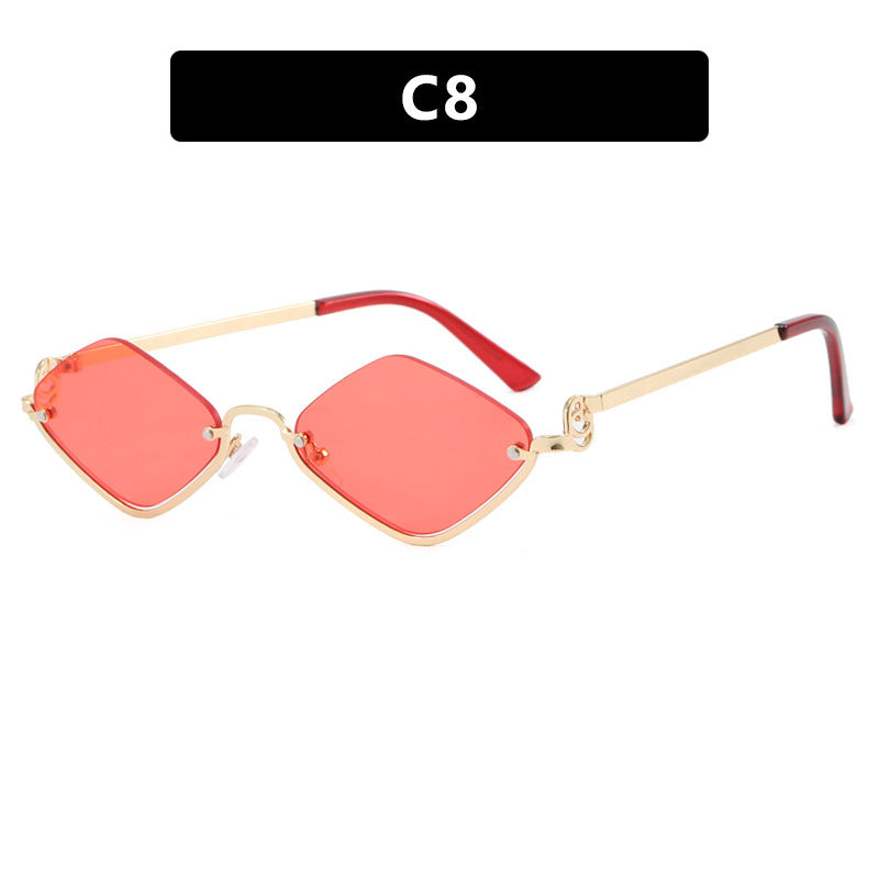 Ladies sunglasses in an elegant, geometric design Kalsten