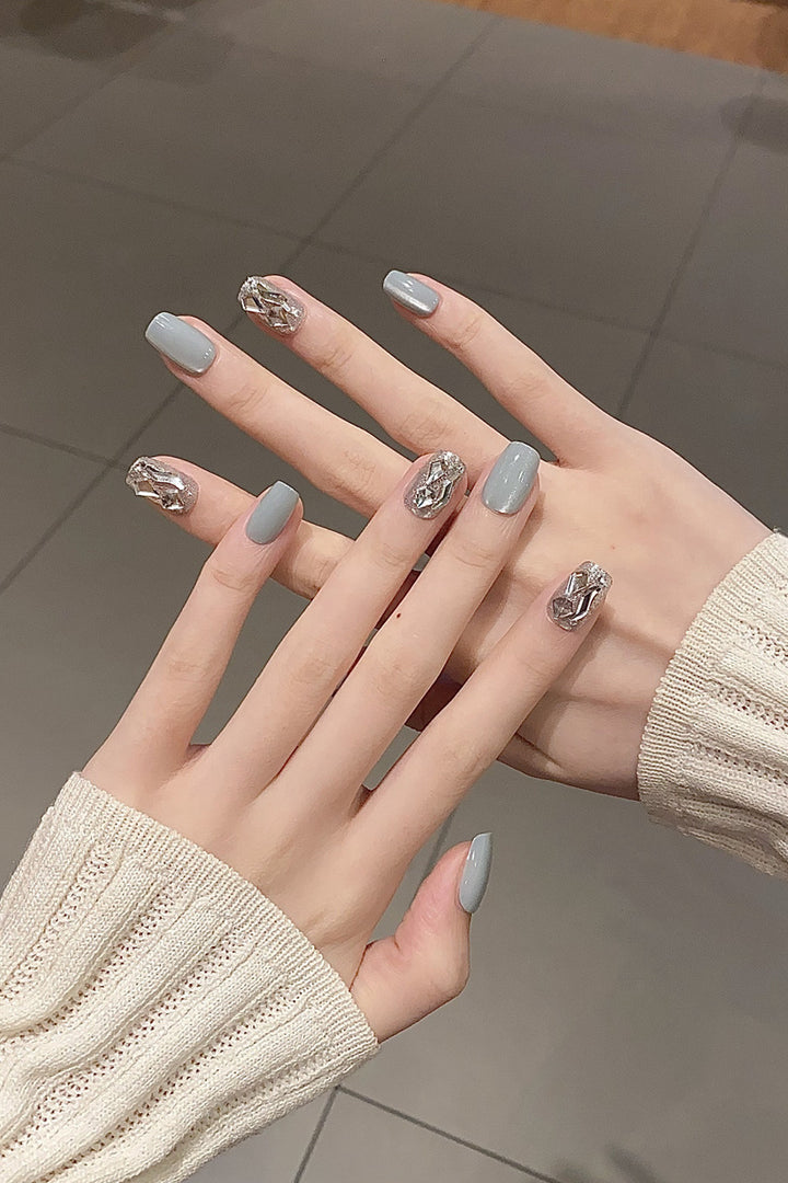 Elegant Gel Press-On Nails with Rhinestone and Glitter Accents Kalsten