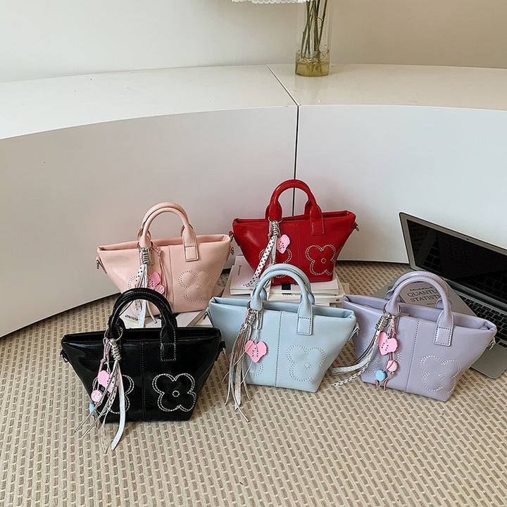 Fashion-Forward Handbag Kalsten
