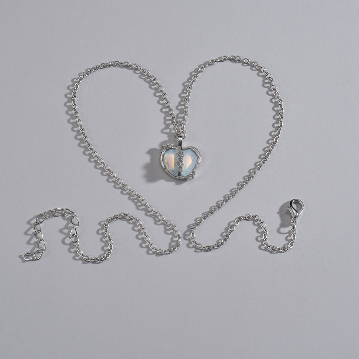 Heart pendant necklace with sparkling accents Kalsten