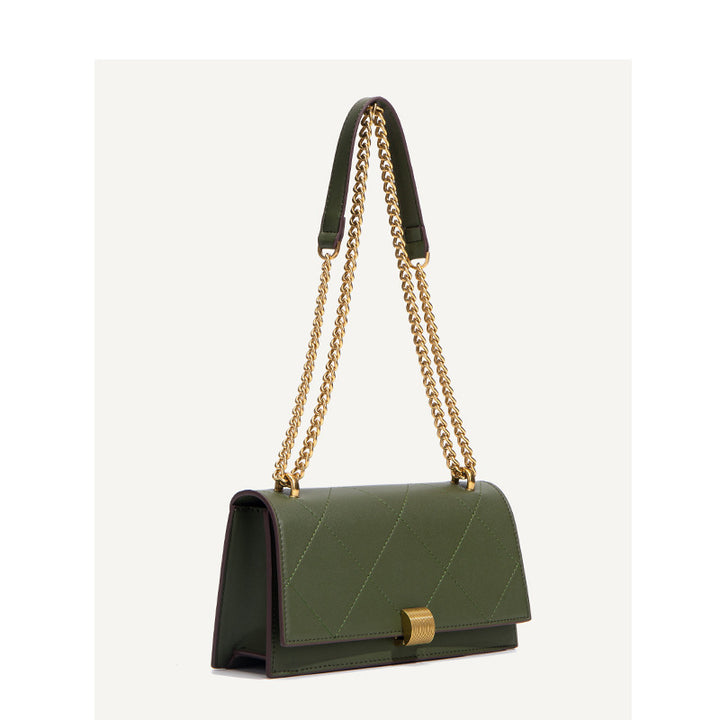 Elegant Chain-Detail Crossbody Clutch Bag