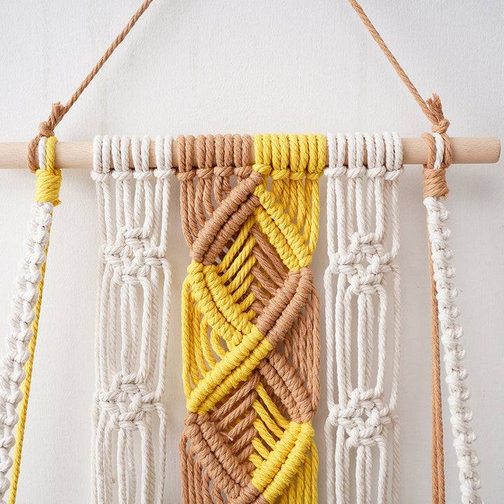 Decorative Macramé Shelf Kalsten