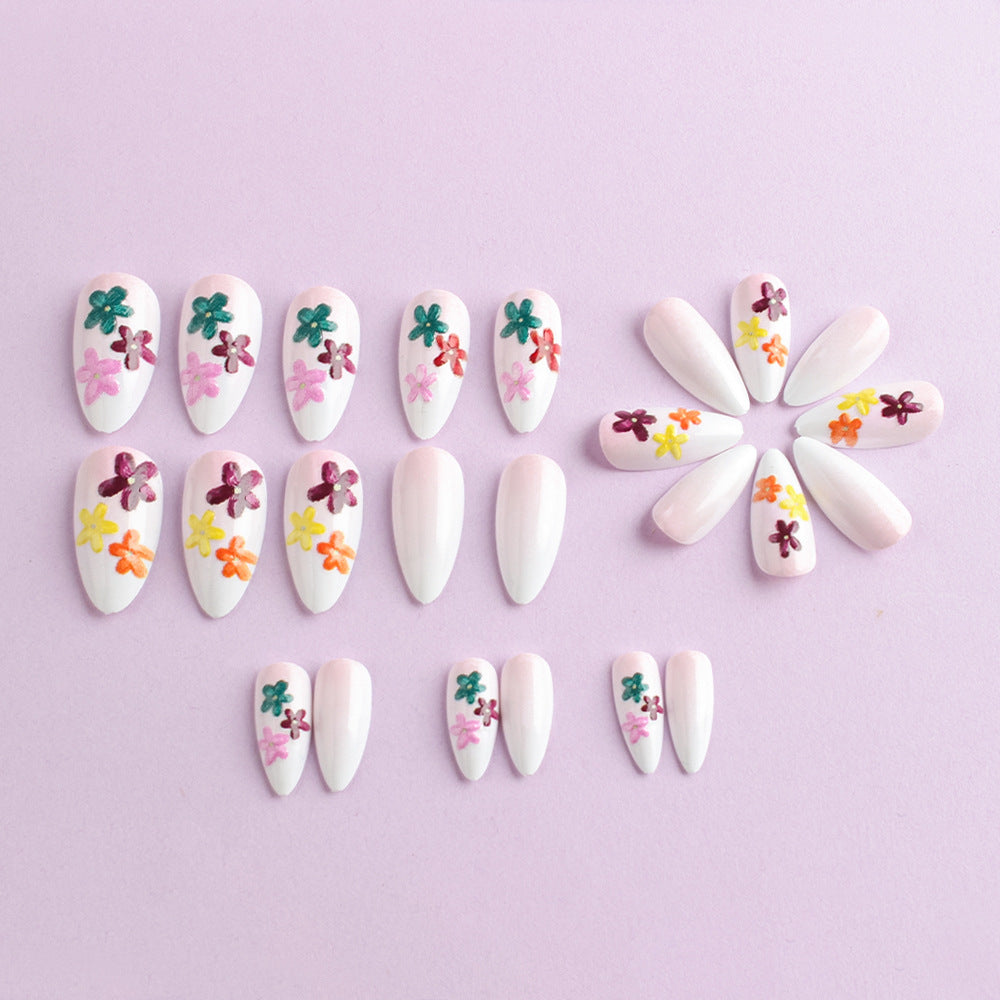 Floral Embellished Nail Art Set Kalsten