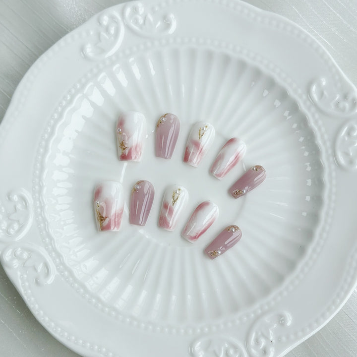 Artistic Marble Effect Press-On Nail Set