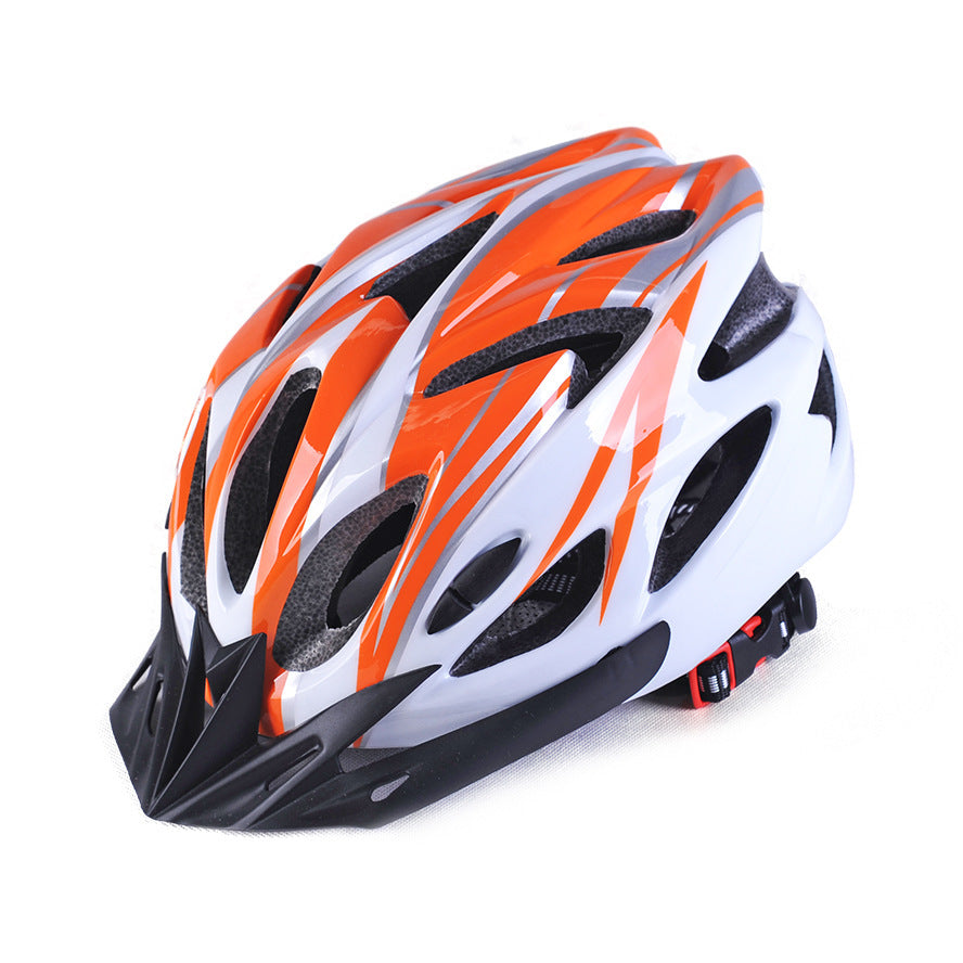 Bicycle helmet with aerodynamic design and optimal ventilation Kalsten