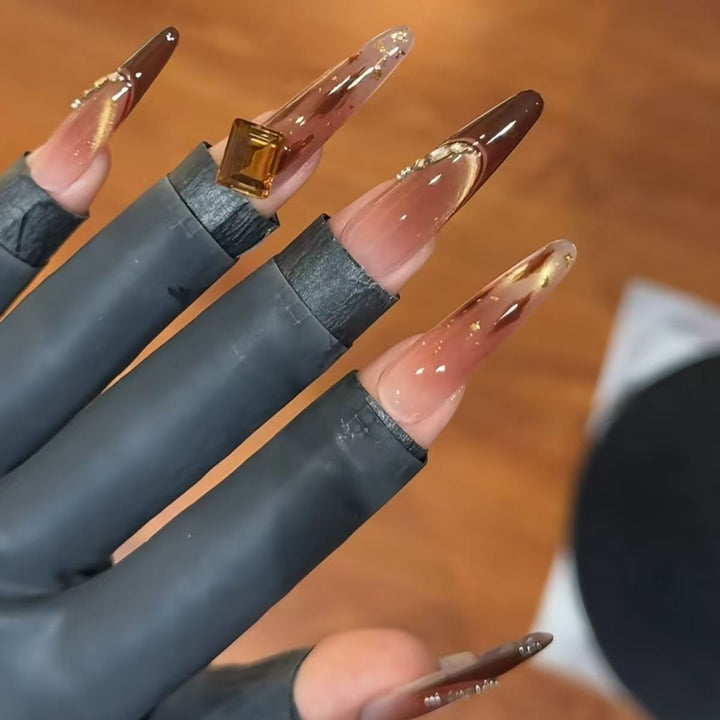 Elegant Stiletto Nail Art Tips