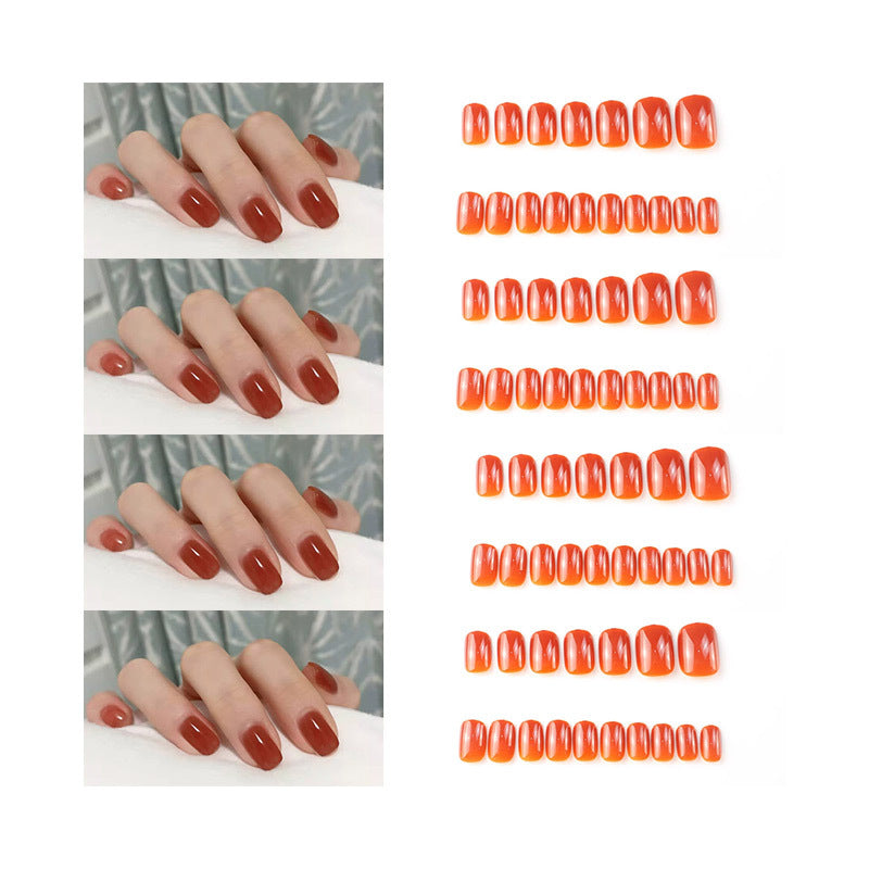 Chic Press-On Nail Set