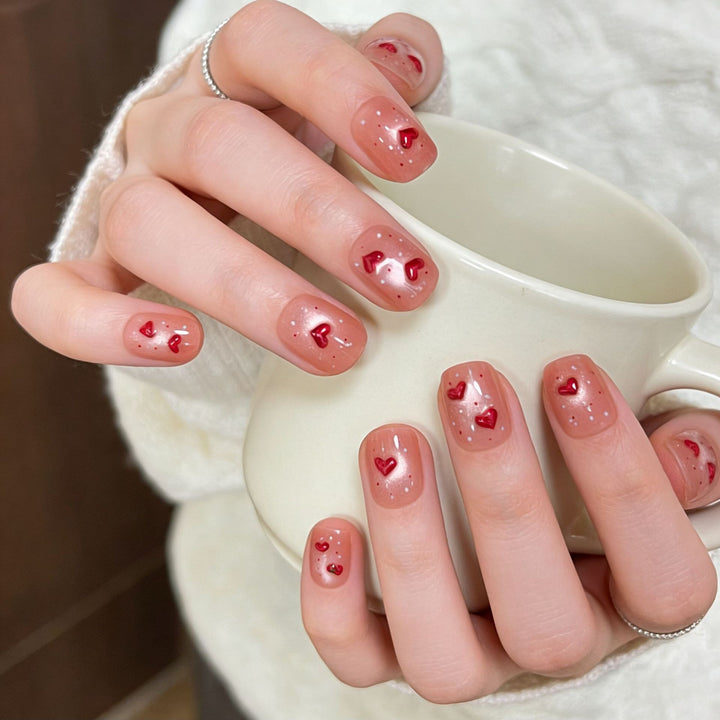 Innovative Heart-Themed Adhesive Nail Art Kalsten