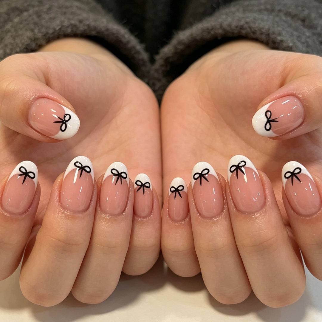 Artistic Bow-Embellished Nail Art Kalsten