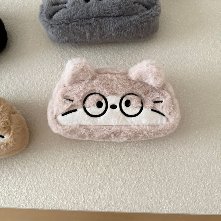 Care pillow with cute cat design Kalsten