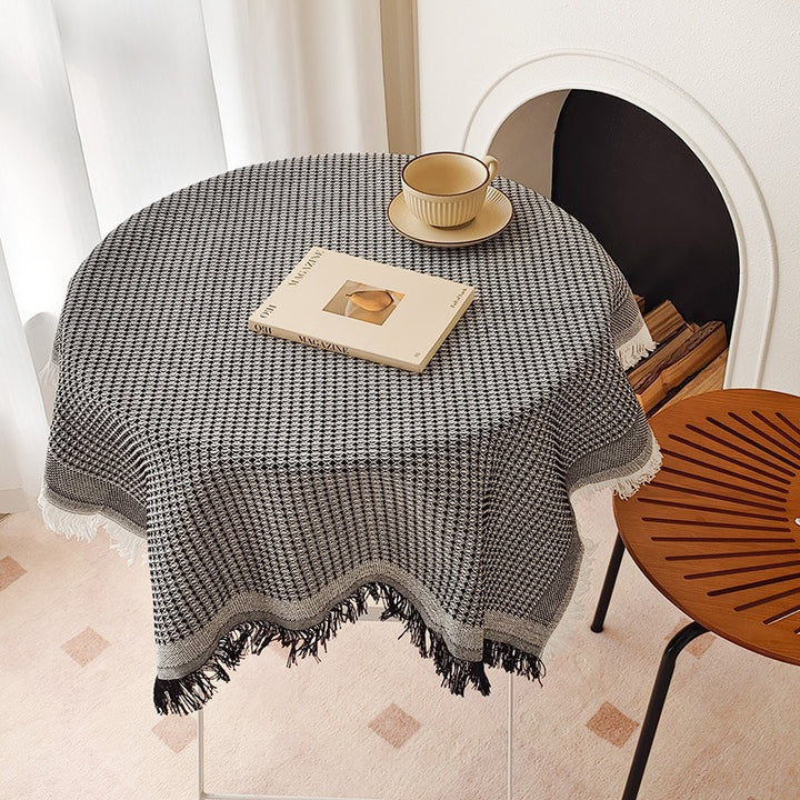 Round Textured Waffle-Weave Fringe Tablecloth with Tassel Edge