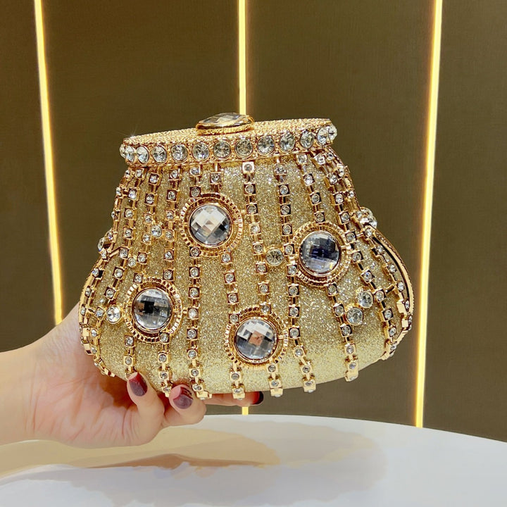 Vintage-Inspired Rhinestone Evening Handbag