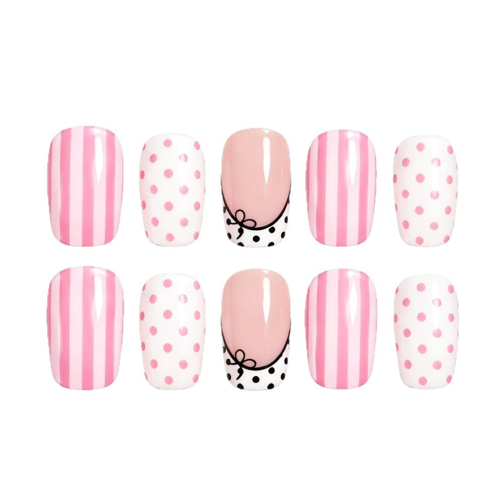 Artistic Nail Art Tips