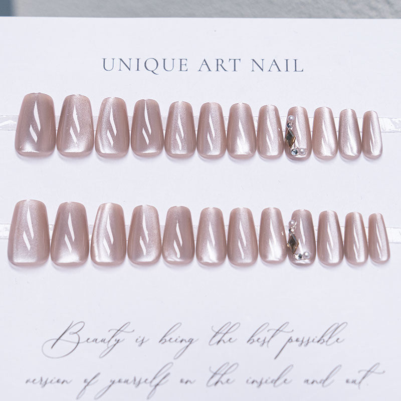 Elegant Gemstone Decorative Press-On Nails