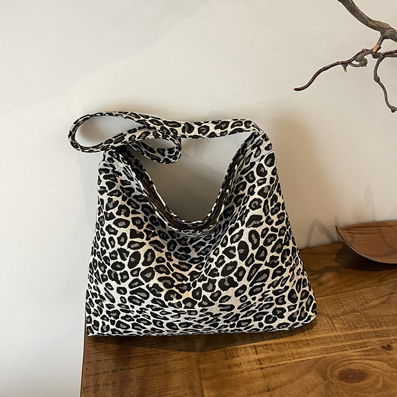 Stylish Leopard Print Shoulder Bag