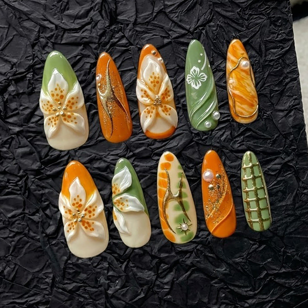 Floral Themed Decorative Press-On Nails