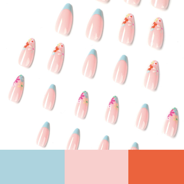 Artful Nail Art in Modern Floral Design Kalsten