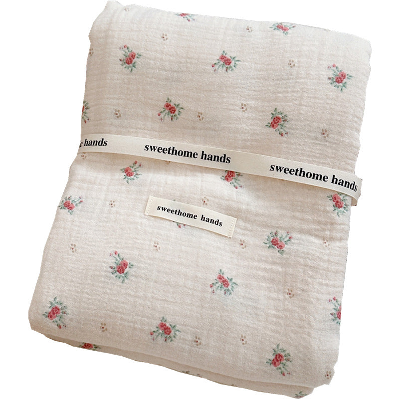 Unisex cuddly muslin blanket with elegant floral pattern Kalsten