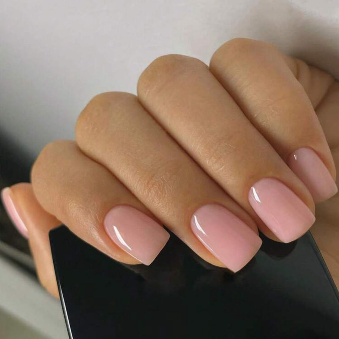 Luxurious Glossy Nail Treatment