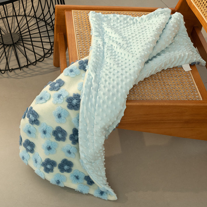 Ladies soft and cuddly microfiber blanket with floral pattern Kalsten