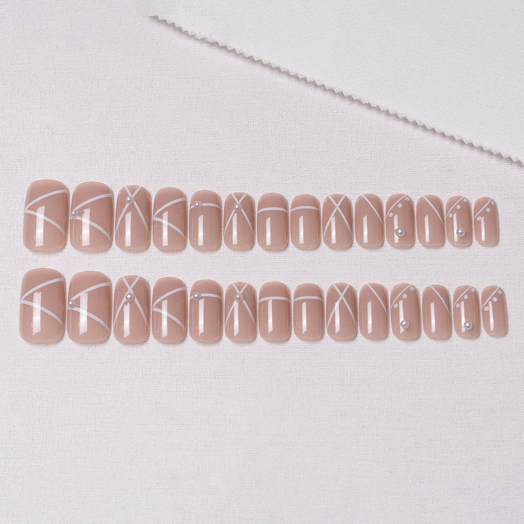 Elegant Decorative Press-On Nail Set