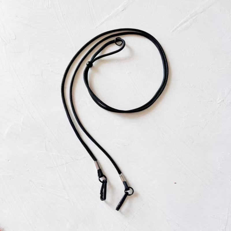 Adjustable Eyewear Retainer Kalsten