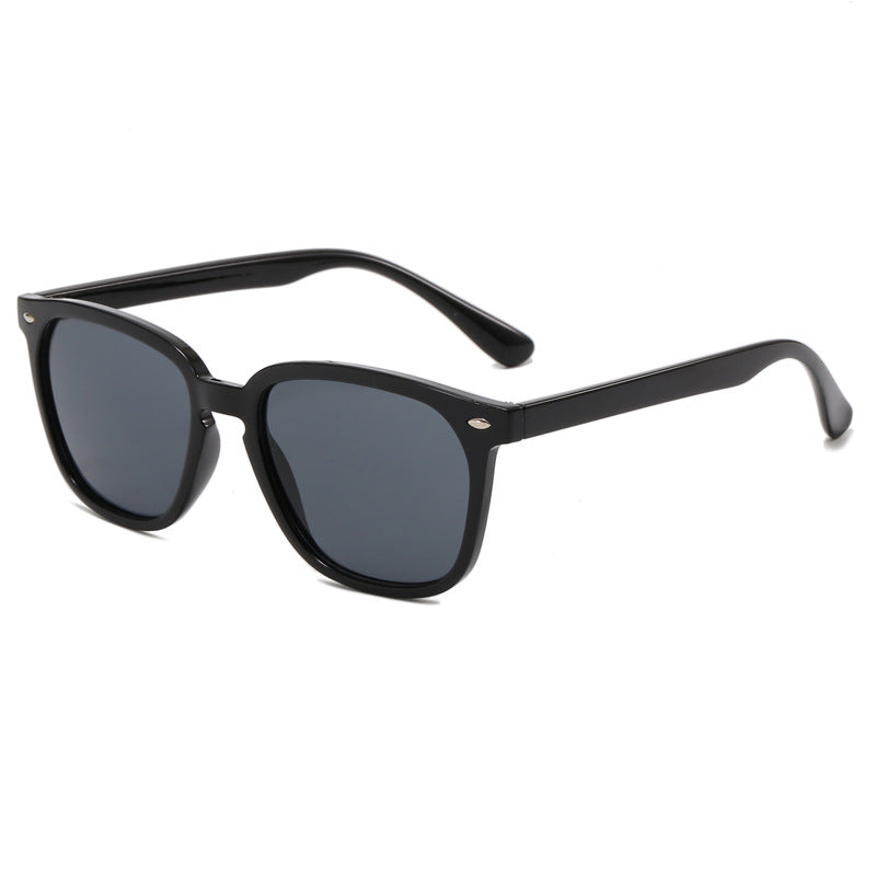 Ladies contemporary sunglasses with elegant shield design Kalsten