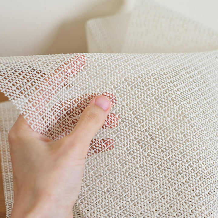 Universal non-slip mesh mat for carpet and furniture stabilization