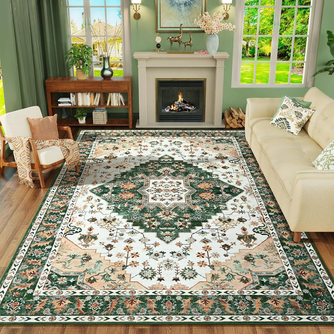 Ornate Vintage-Inspired Area Rug Kalsten