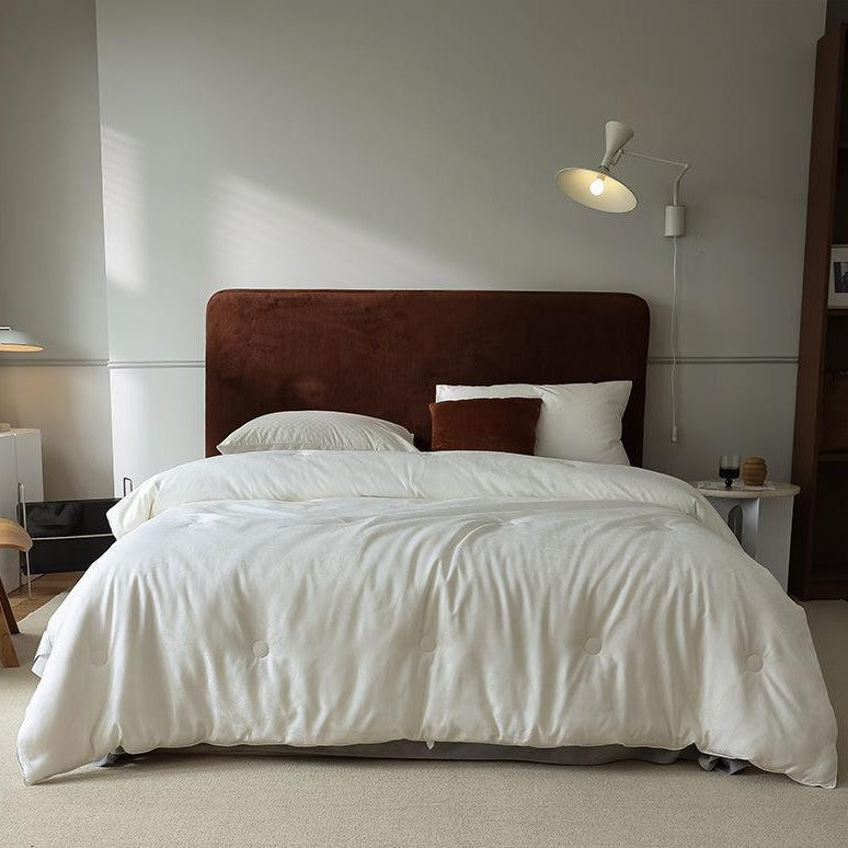 All-season quilt made of cotton microfiber with climate zones and soft touch