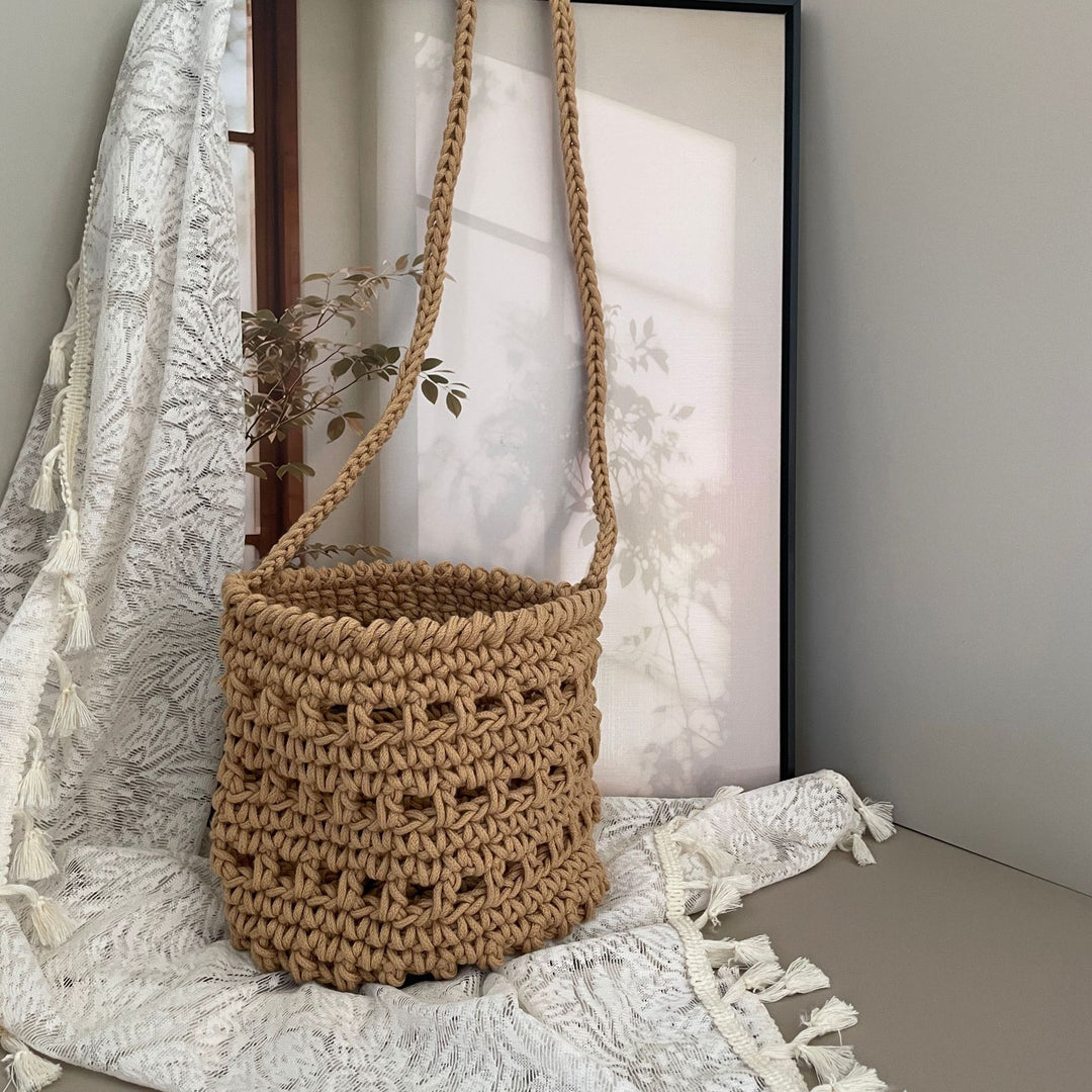 Macrame Handbag in Boho Style Kalsten
