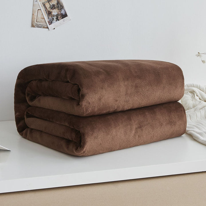 Ultra-Plush Fleece Throw Blanket Kalsten