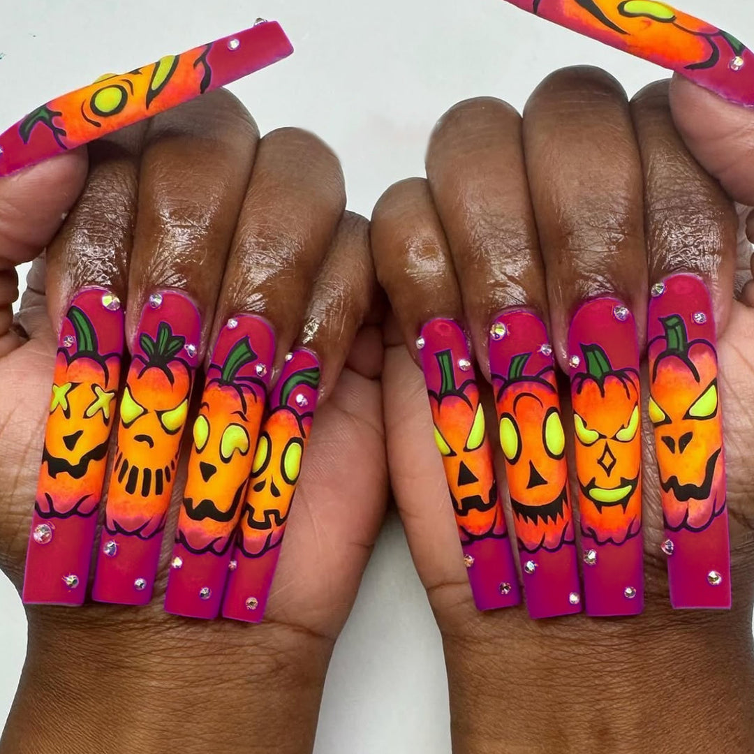 Artistic Press-On Nails with Halloween Pumpkin Design Kalsten