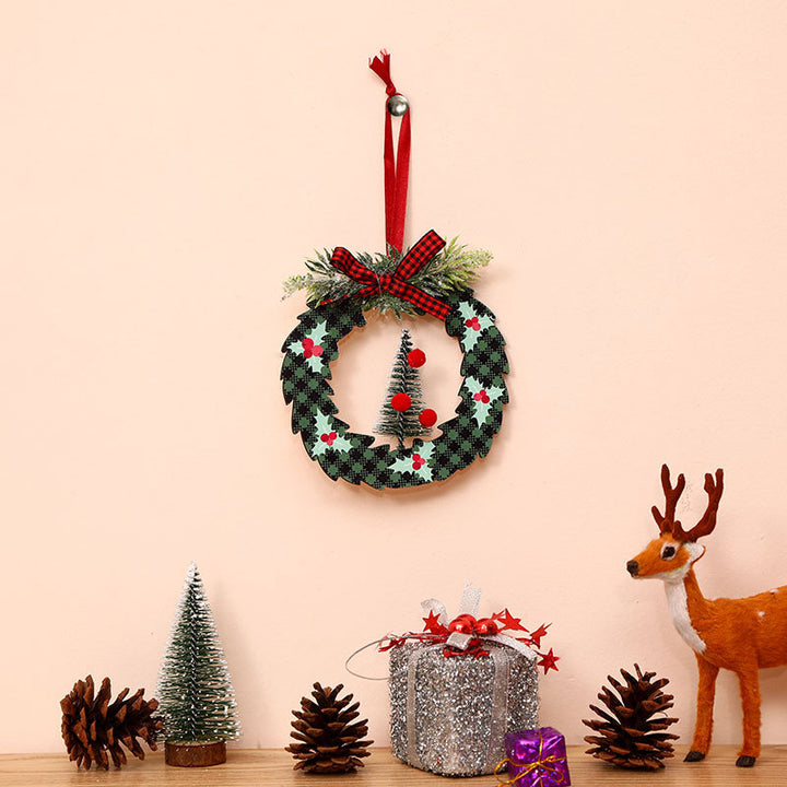 Charming Holiday Wreath Decoration Kalsten