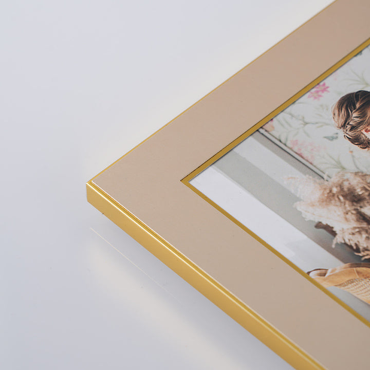 Elegant Decorative Art Frame