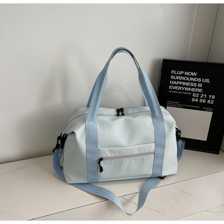 Sleek Multi-Compartment Travel Duffle