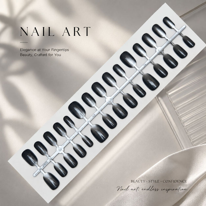 Elegant Nail Art Press-On Set