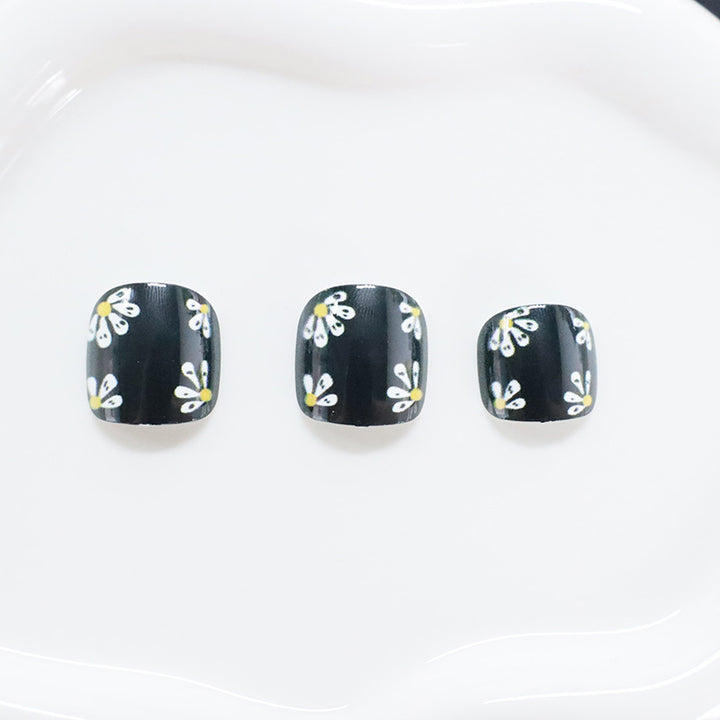 Artistic Floral Nail Art Design Kalsten