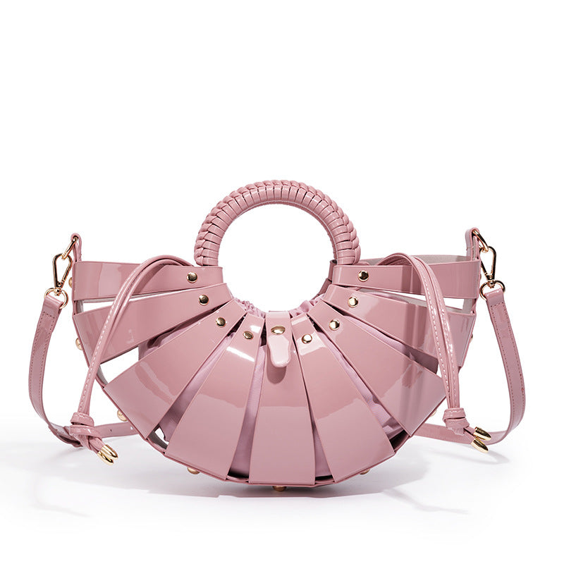 Elegant Fan-Shaped Handbag Kalsten