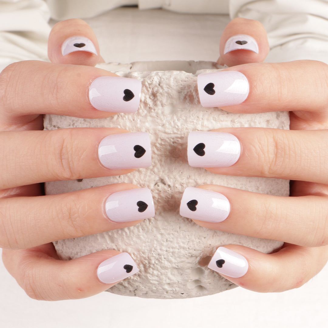 Heart-Embellished Press-On Nail Set Kalsten
