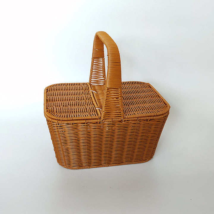 Elegant Woven Picnic Basket Kalsten