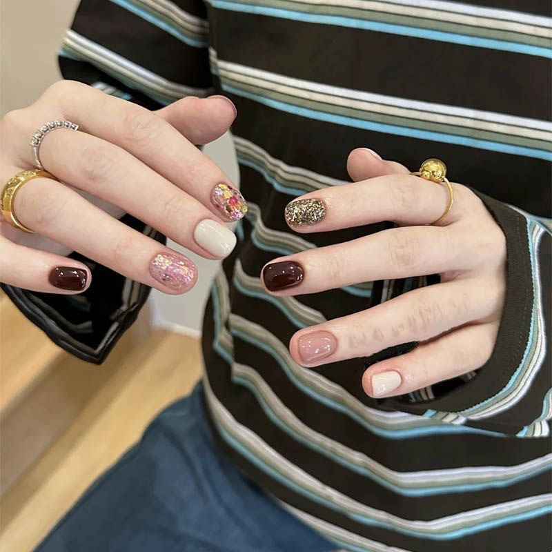 Creative Press-On Nail Art Set