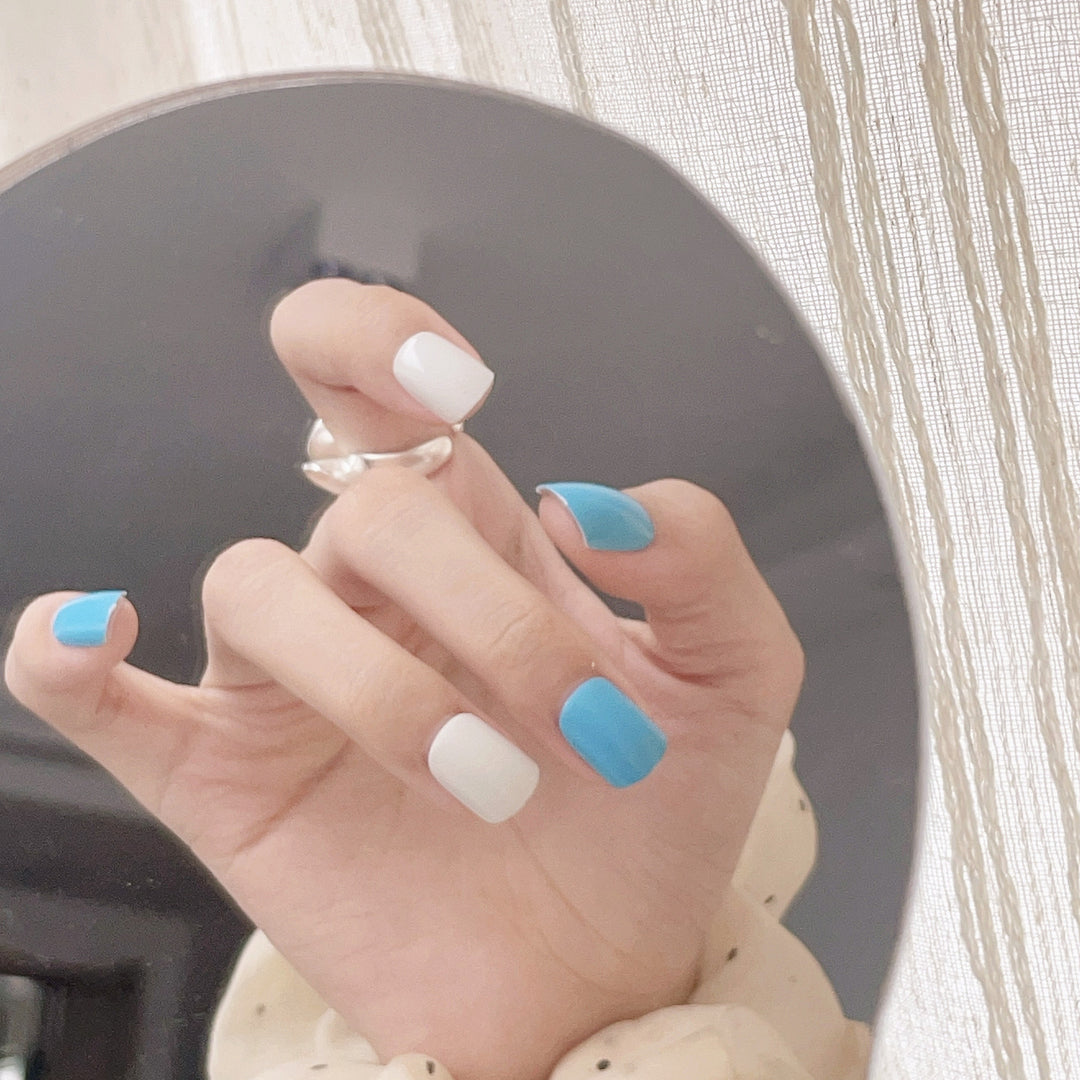 Stylish Press-On Nail Design