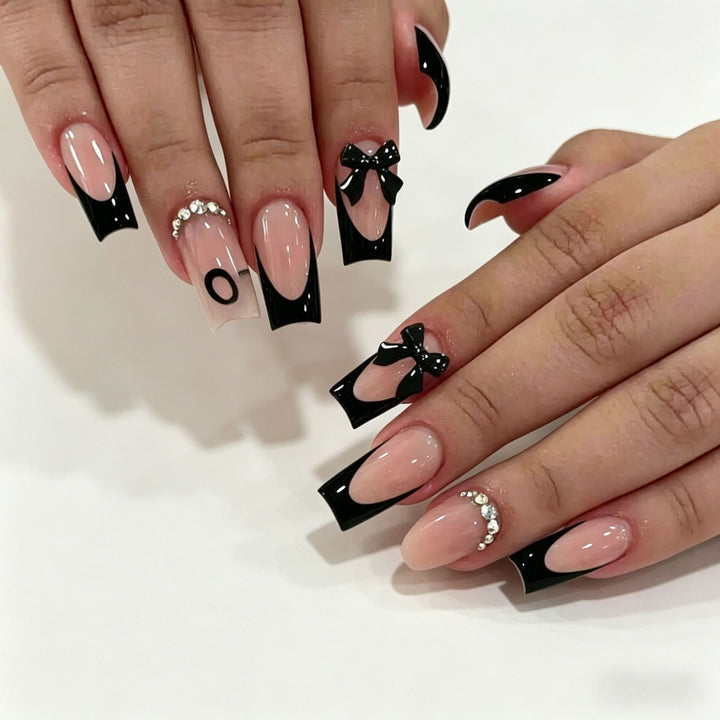 Stylish Long-Lasting Press-On Nail Set