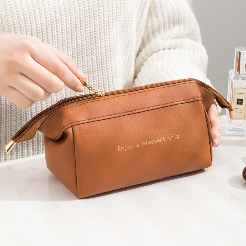 Travel-Friendly Makeup Pouch Kalsten