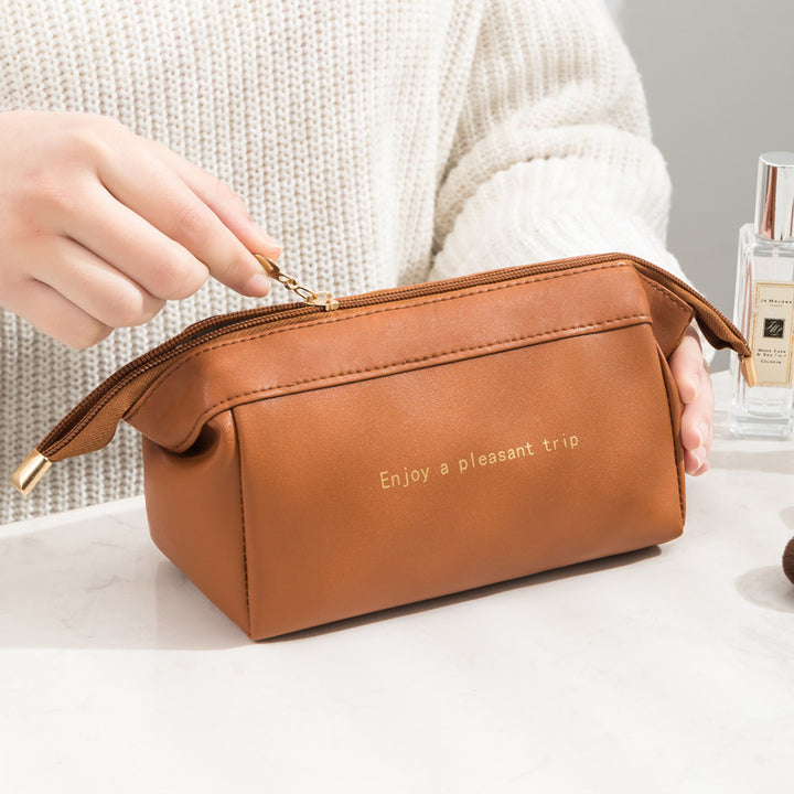 Travel-Friendly Makeup Pouch Kalsten